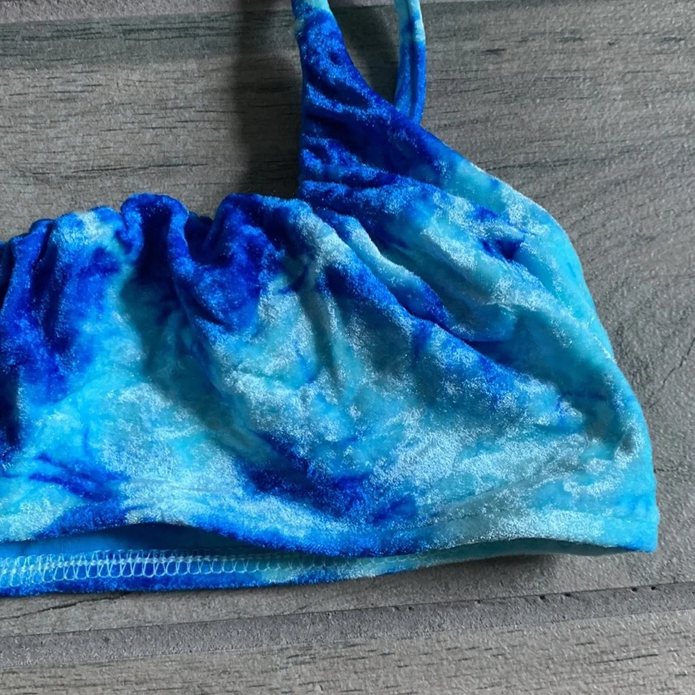 Frankie’s bikinis Liam top in aqua
